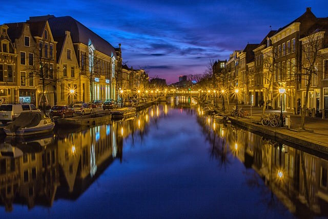 Guenstig Urlaub machen in Holland - Guenstige Anreisemoeglichkeiten nach Holland